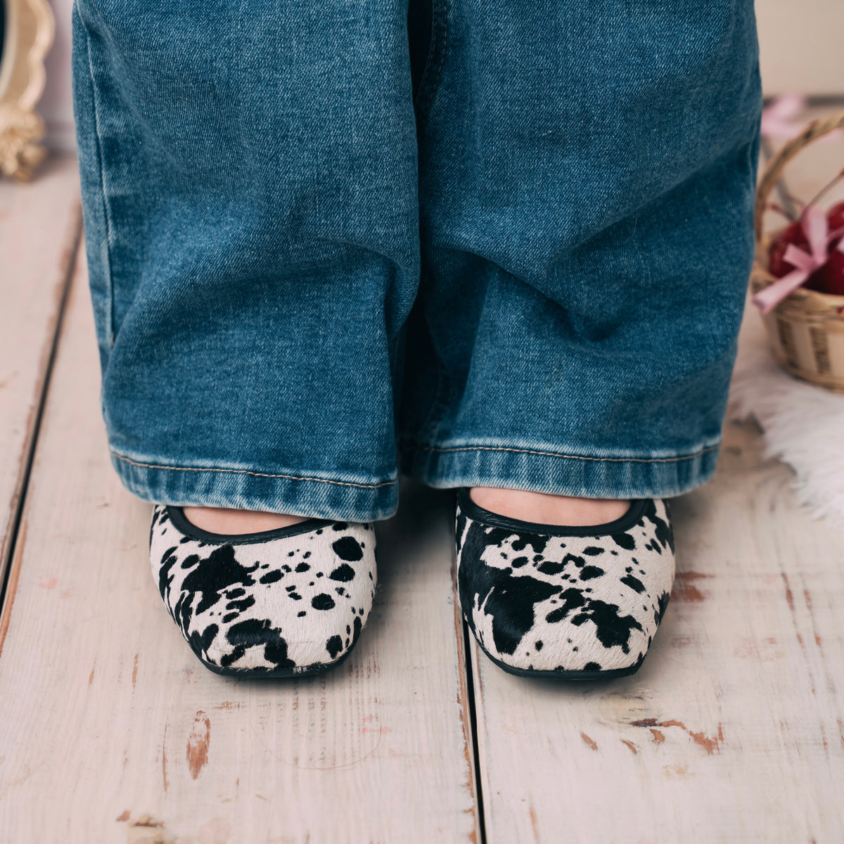 ZOE - COW PRINT